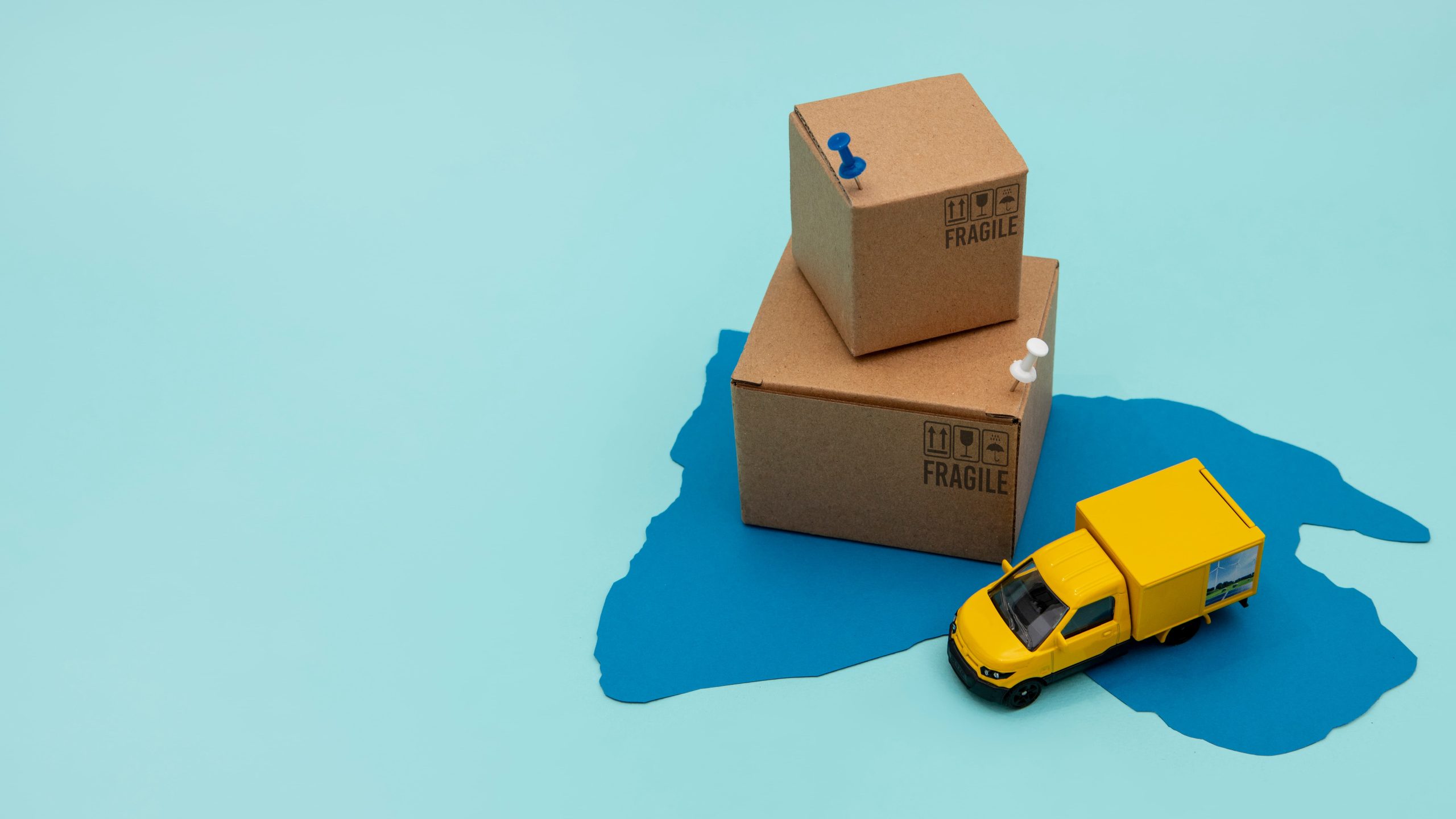 خدمات النقل اللوجستية